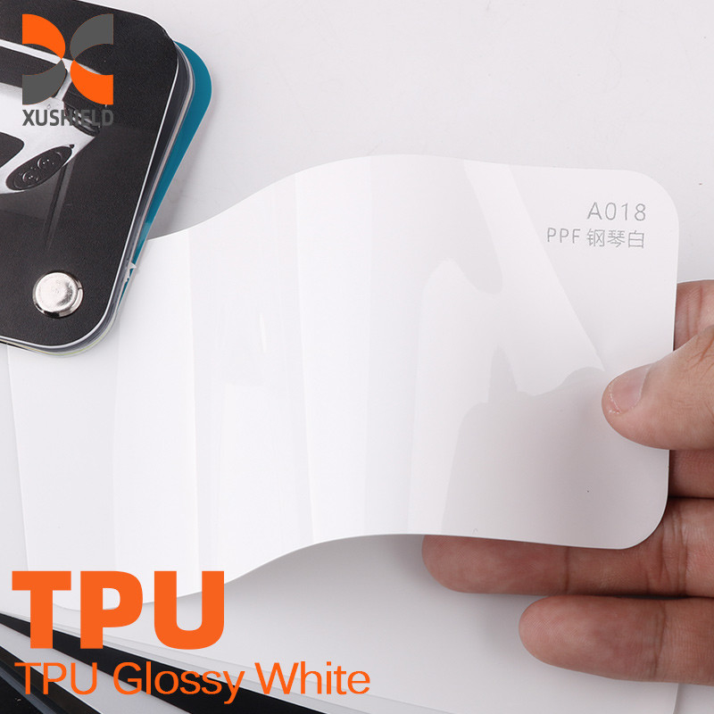 1.52x15m TPU 輝く白色ビニール 空気泡 無料包装 輝く天灰色 塗料保護 スマート色 PPF 車用 変色フィルム TPU tph PPF色